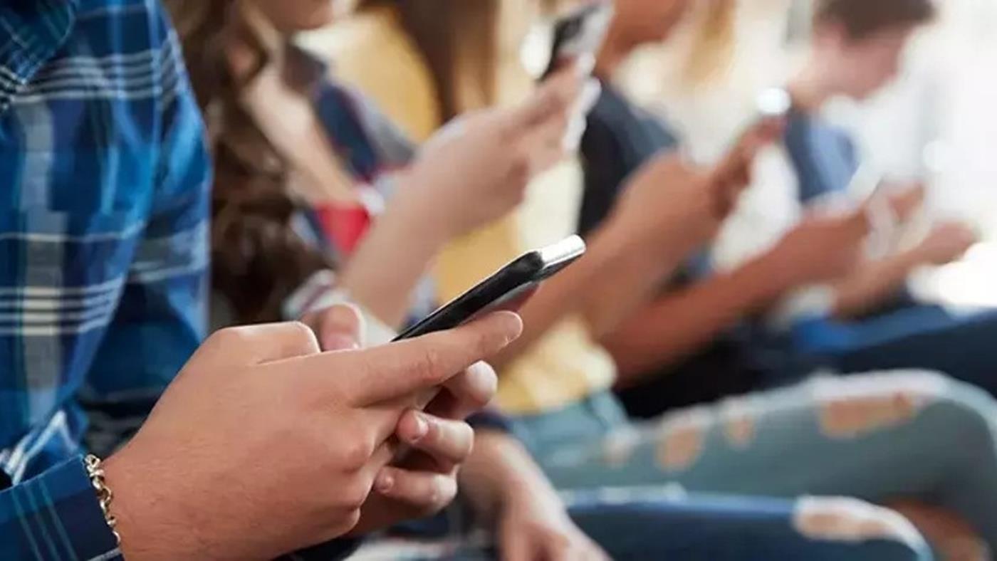 15 yaş altındaki gençlere altyapi yasağı TBMM komisyonundan geçti